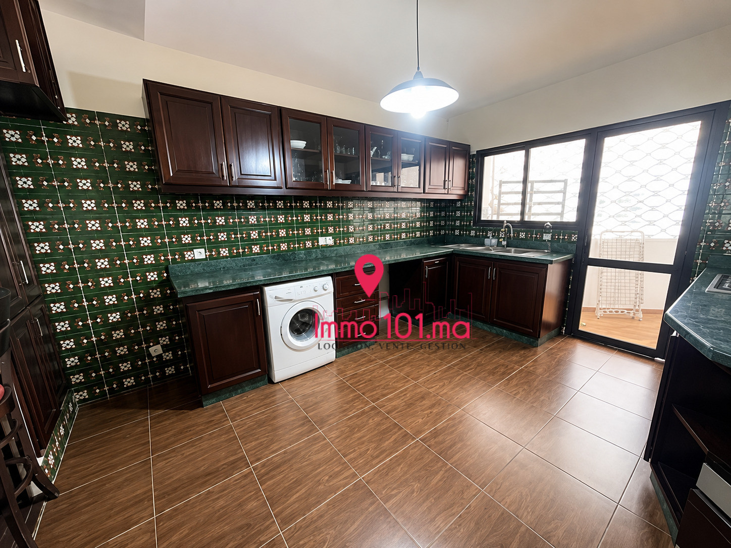 Appartement à vendre à Hay Riad ZLV2491